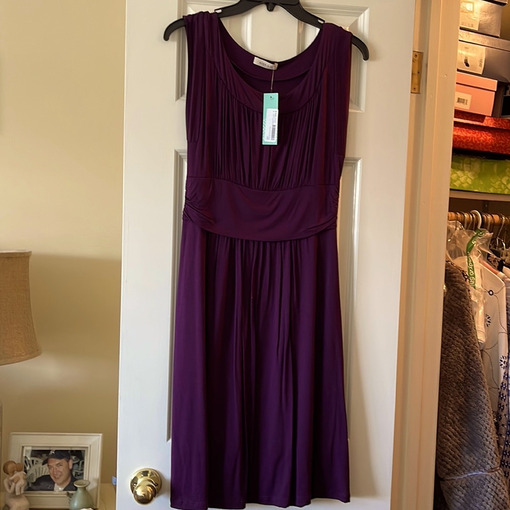 Flowing, sleeveless dress